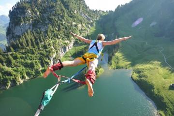 开云体育app-恩佐的无声交响，当丹麦童话遇上蓝黑军团的掌控者