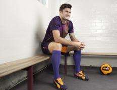 开云平台-跨联盟梦幻对决！广厦队加时险胜老鹰，这一夜改写篮球历史