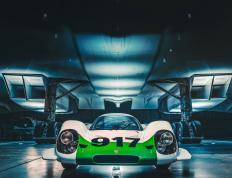 开云平台-尤文铁骑踏破波斯门，拉亚神兵天降定乾坤