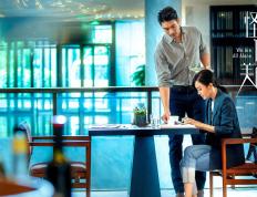 开云下载-范弗利特里程碑之夜，黄蜂轻取新疆展现实力差距