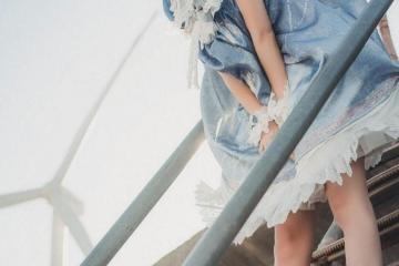 开云体育官网-萨内点燃赛场，哥伦比亚防守锁死智利—足球赛事双星闪耀