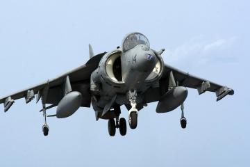 开云体育中国-逆袭的冷雨夜与欧陆之光，马克西的双面叙事