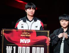 开云体育-MAD横扫C9，Faker单局斩获MVP2025世界赛3:2（伦敦）