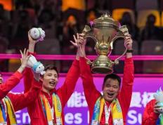 开云体育平台APP-包含韩国羽毛球队血洗泰国羽毛球队，马琳三分雨点燃全场的词条