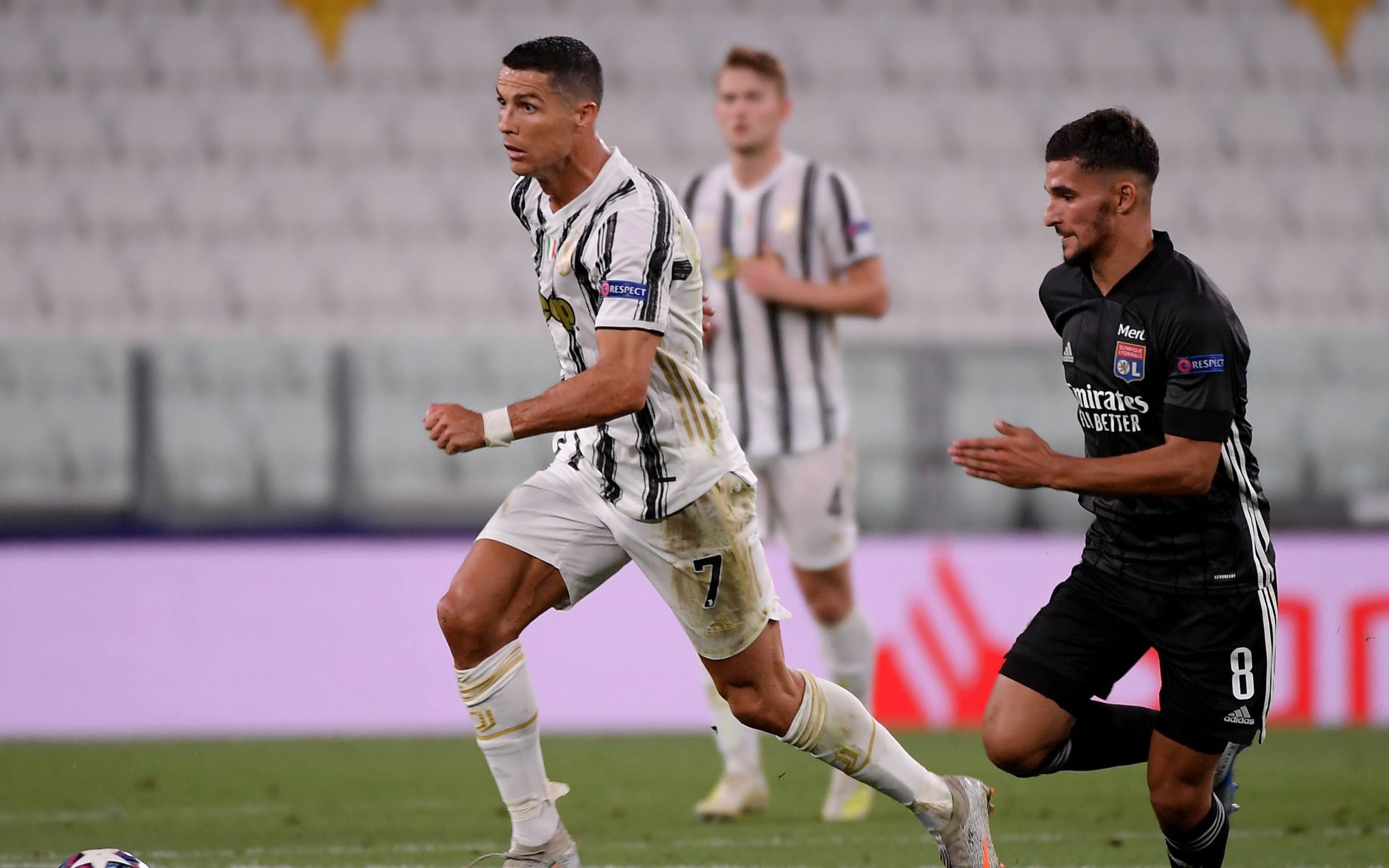 开云体育-加拿大强势里昂，C罗惊艳世界