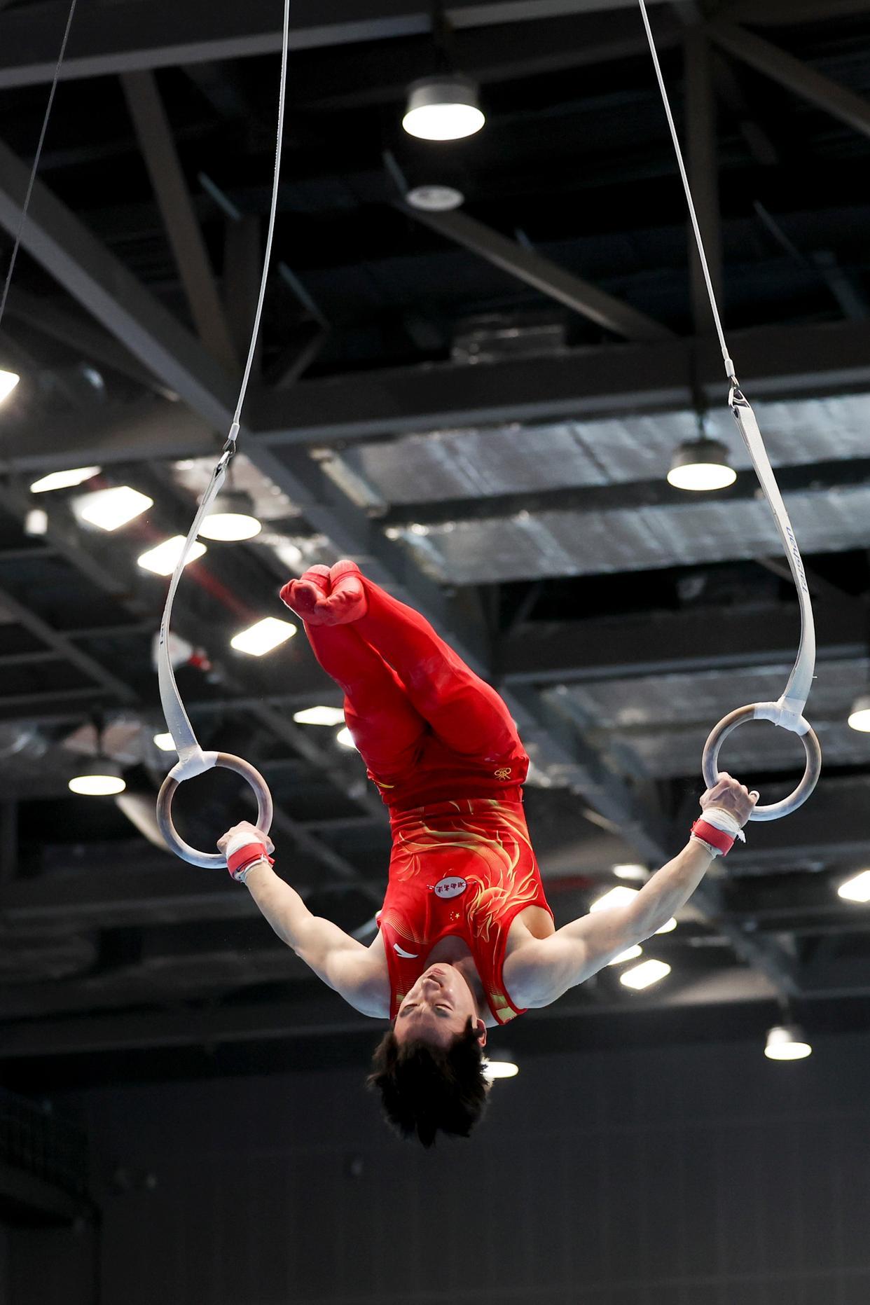 开云体育-关于冷门频出！体操战况跌宕起伏的信息