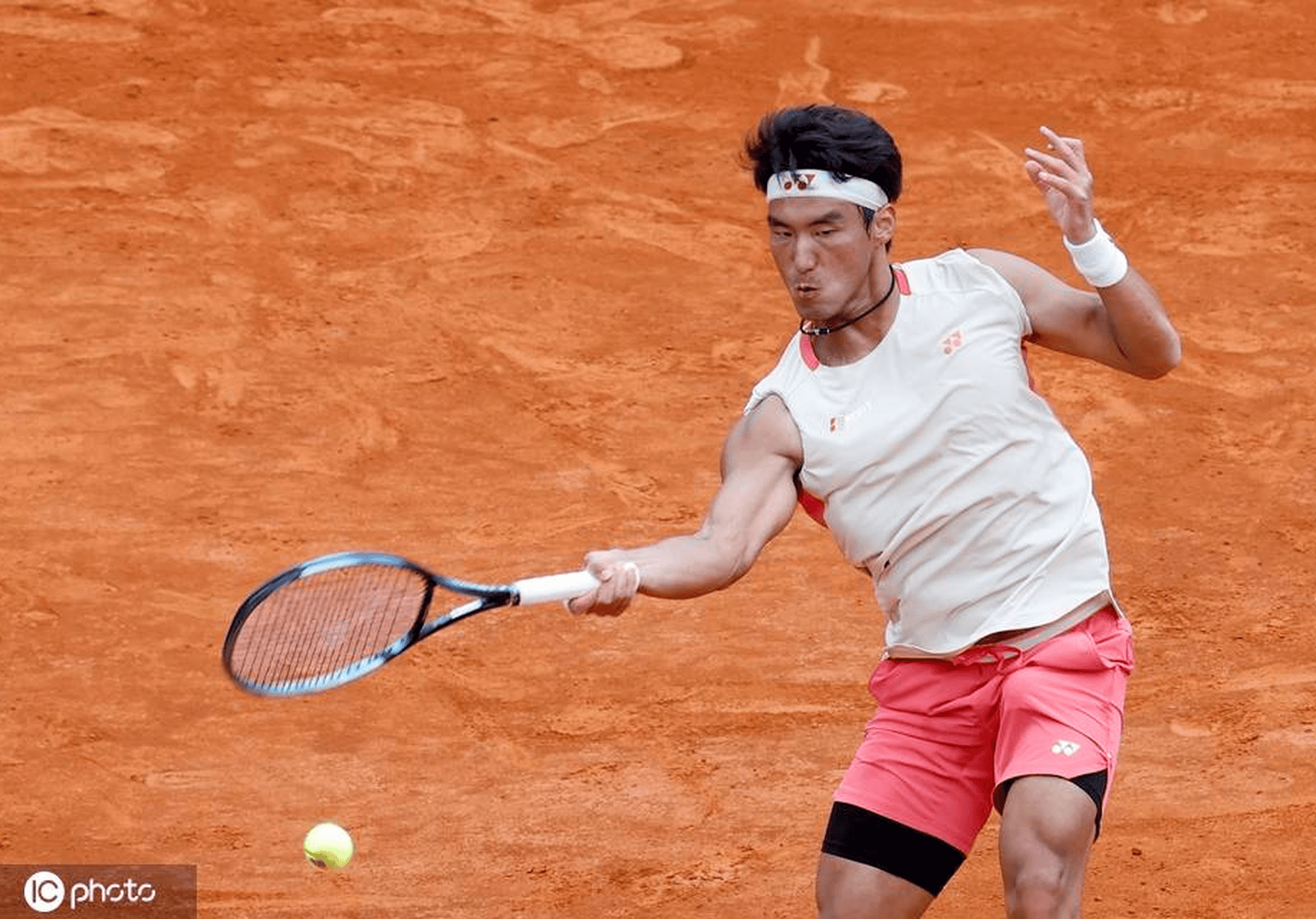 开云体育在线-拉沃尔杯险胜蒙特卡洛大师赛，穆雷点燃赛场的简单介绍