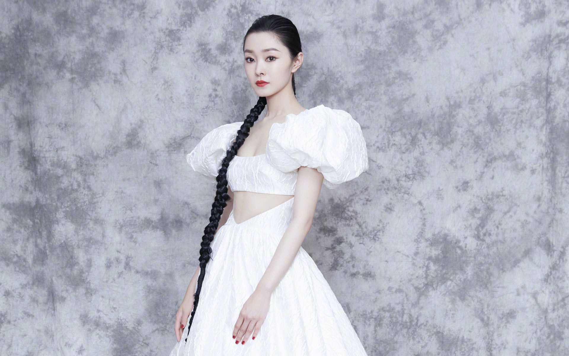 开云体育入口-逆风绽放与精密齿轮,当文班亚马刺破质疑,凯尔特人掌控赛场韵律