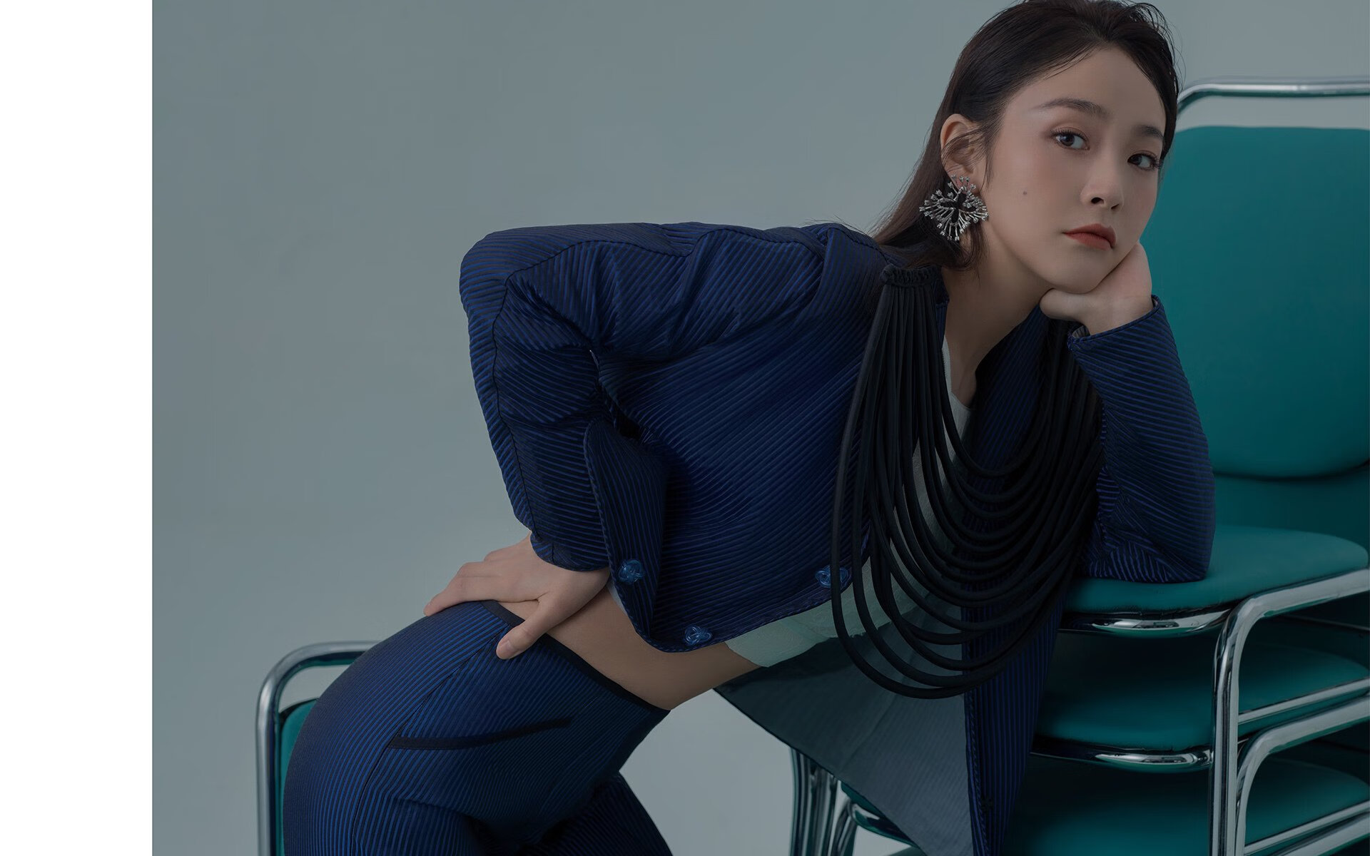 开云平台-狂砍40+三双率队逆袭!詹姆斯末节封神,步行者强势终结太阳七连胜